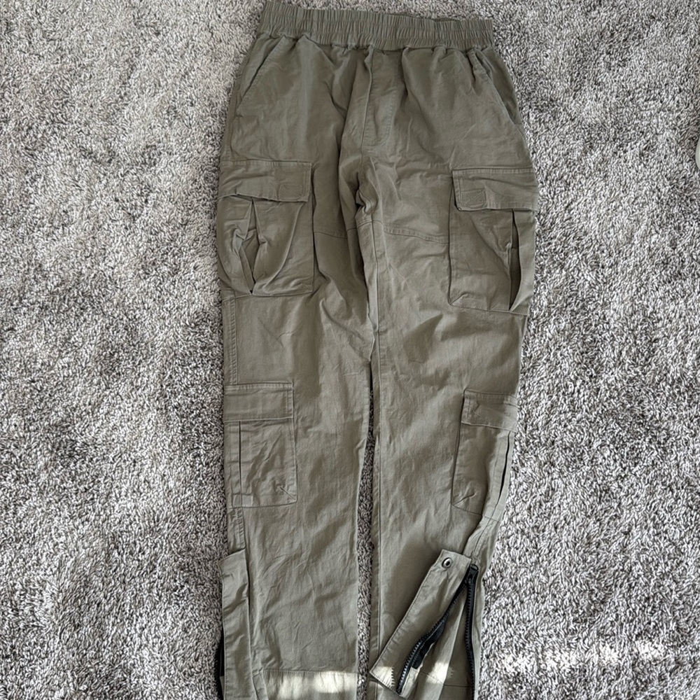 Richie Le Collection RLC cargo 3.0 light sage olive like new worn 1x size L mens